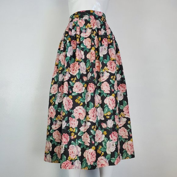 Vintage Dresses & Skirts - Vintage 80's Black Floral Midi Skirt